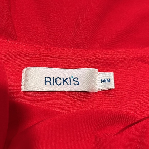 Ricki’s Red midi dress Size Medium Sleeveless Ruching Christmas Winter Summer - Picture 5 of 8